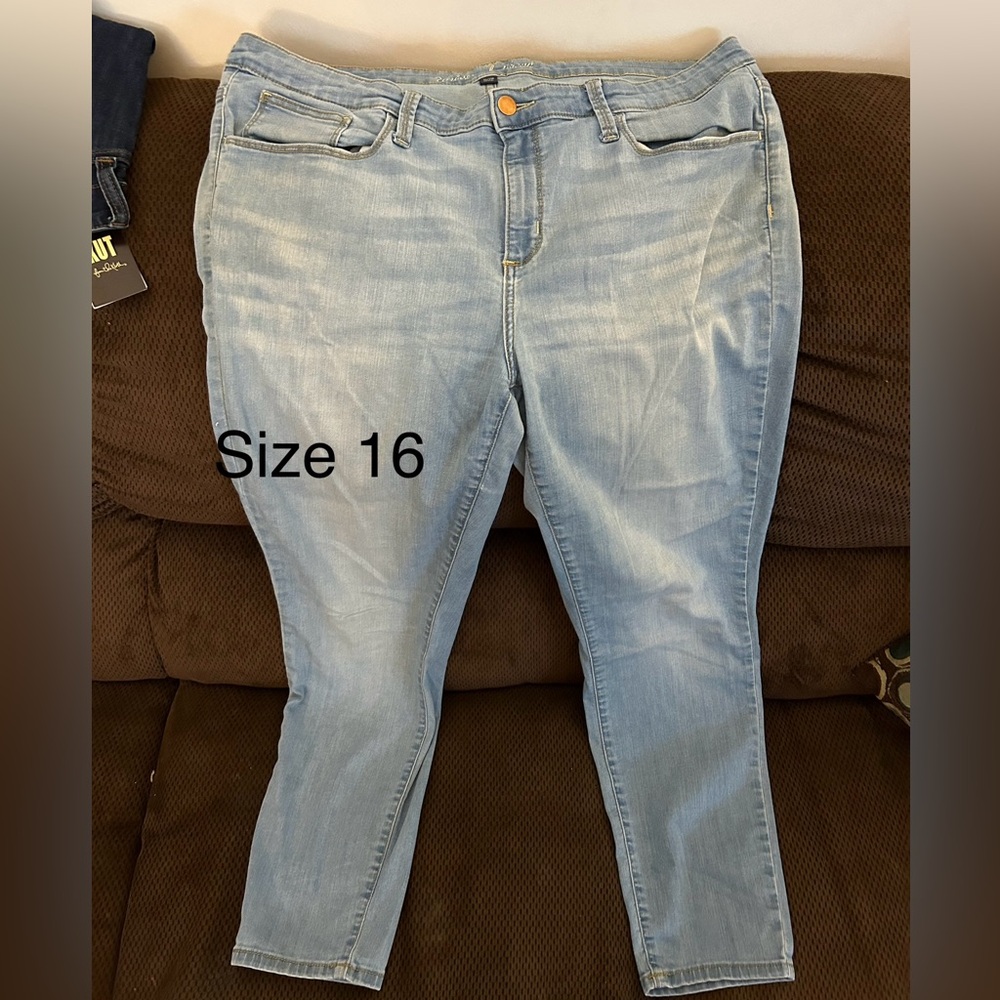 Skinny jeans